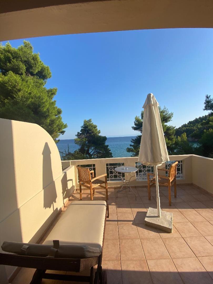 Alonissos Beach Bungalows And Suites Hotel Alonnisos Town Luaran gambar